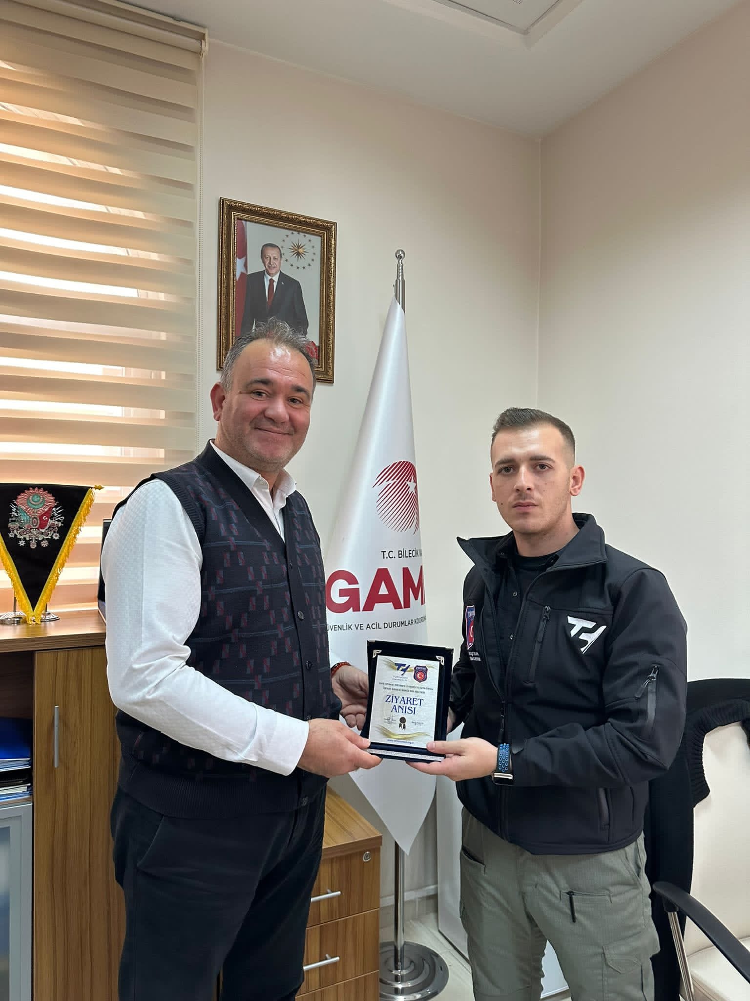 Teknoloji Ar-Ge Başkanımız Sayın Yasin YASA’dan Bilecik Gamer Müdürüne ziyaret.