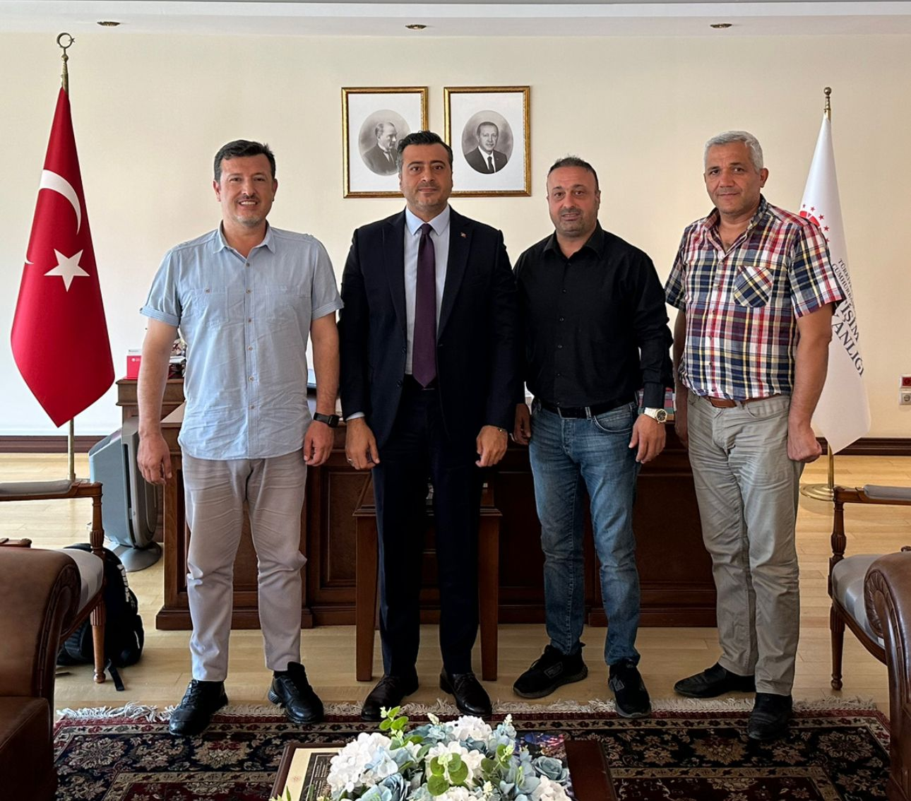 Genel Başkanımız Sayın Bedri Yalçın’dan Cumhurbaşkanlığı İzmir İletişim Başkanlığı Bölge Müdürü Sayın Cengiz Kutlu Yüksek'i Ziyaret Etti.